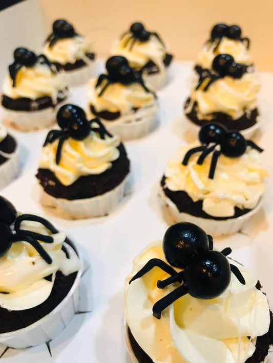 Halloween Spider Web Cupcakes (12pcs)