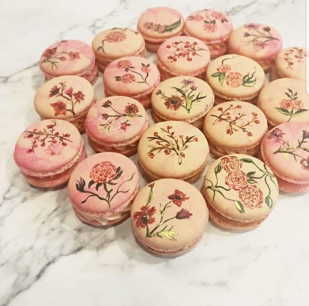 Hand Painted Floral Macarons (12pcs)